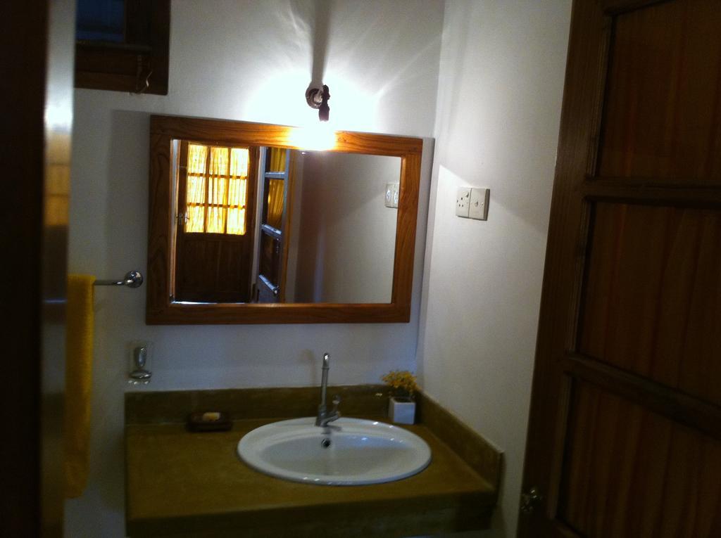 Little Paradise Tourist Guest House And Holiday Home Anuradhapura Værelse billede